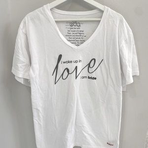 💜{SOLD}💜 PEACE LOVE WORLD BRIDE TSHIRT WHITE XL